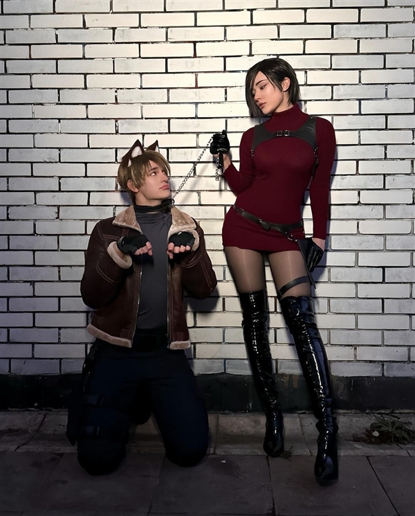 《生化危机4RE》超美Cos图赏：艾达王牵着忠犬里昂 生化危机4RE Cos 艾达王 第1张