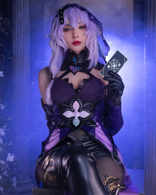 《生化危机4RE》超美Cos图赏：艾达王牵着忠犬里昂 生化危机4RE Cos 艾达王 第11张