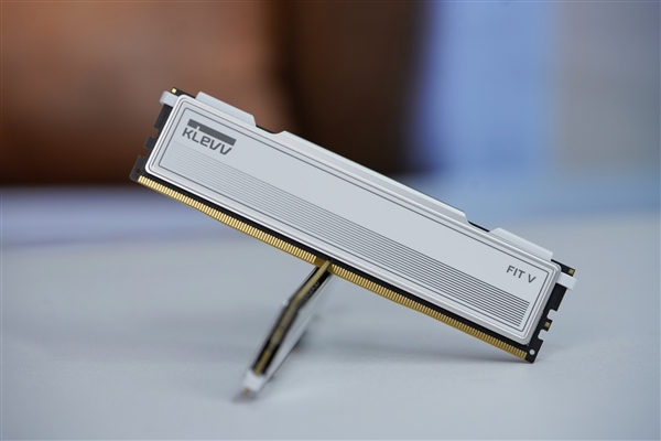 时尚极简超频利器！科赋FIT V DDR5 6000内存条图赏 科赋FIT 6000内存 第1张
