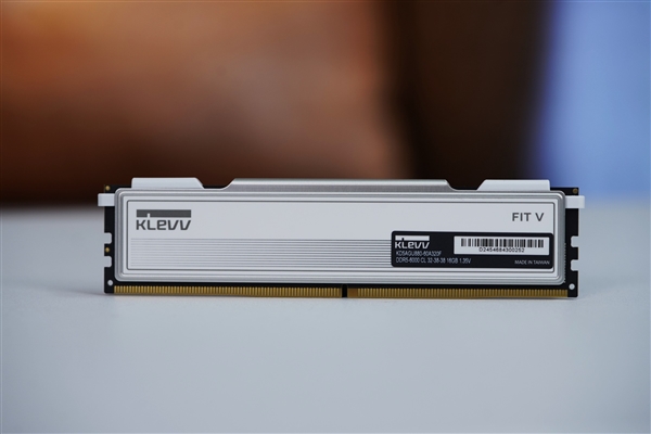 时尚极简超频利器！科赋FIT V DDR5 6000内存条图赏 科赋FIT 6000内存 第3张