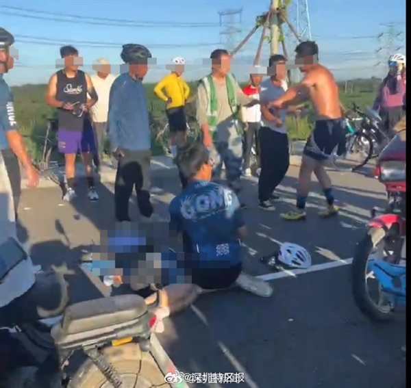 父亲带娃骑行摔倒遭碾压身亡 司机被送检引网友热议：涉嫌过失致死罪 司机被送检 第1张