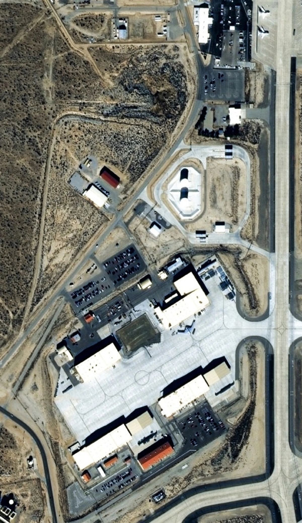 吉林一号星拍美国爱德华兹空军基地引围观：肉眼可见的清晰 吉林一号 爱德华兹空军基地 第1张