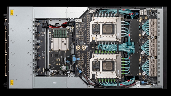 NVIDIA首秀Blackwell GB200超级芯片系统：AI推理性能飙升1.5倍 NVIDIA Blackwell GB200芯片系统 第8张