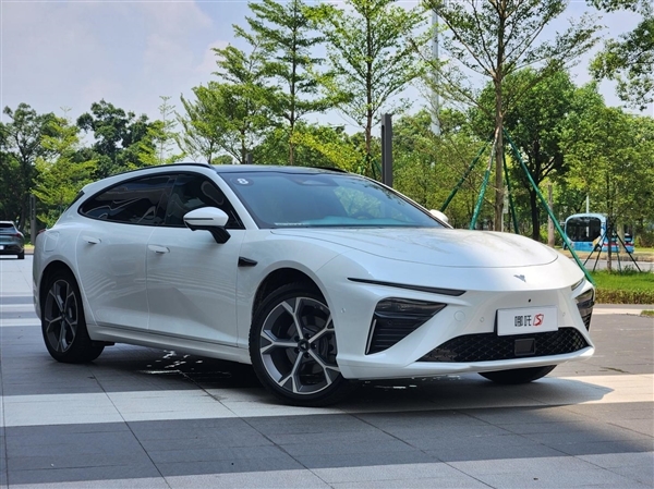续航颜值性价比全部满足！哪吒S猎装车上市：入门仅需15.99万元 第4张