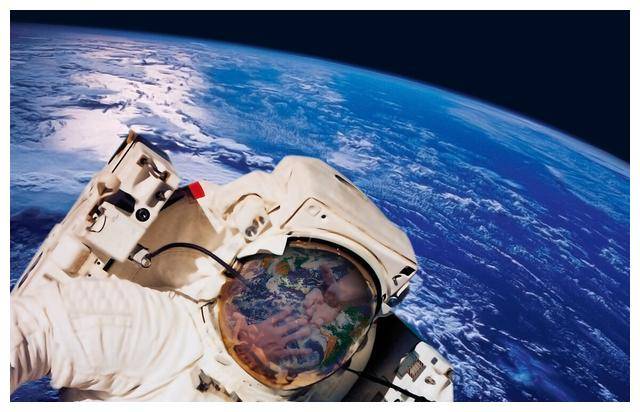 漂流太空311天奇迹还生，回到地球时，却成了最后一位苏联人  漂流太空 第1张