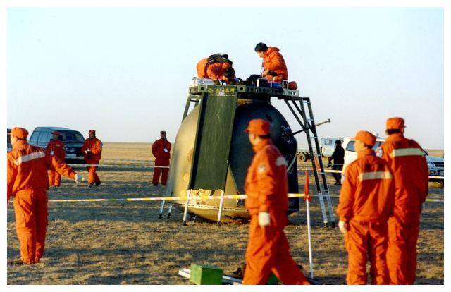 漂流太空311天奇迹还生，回到地球时，却成了最后一位苏联人  漂流太空 第12张