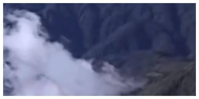 云南深山诡异毒泉竟能让人变哑，泉边寸草不生，连牛羊不敢靠近  云南深山诡异毒泉 第12张