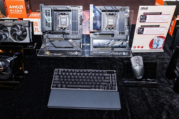 华硕AMD X870E主板首秀：双模混合超频 锐龙9000直达巅峰 X870E主板 锐龙9000 第1张
