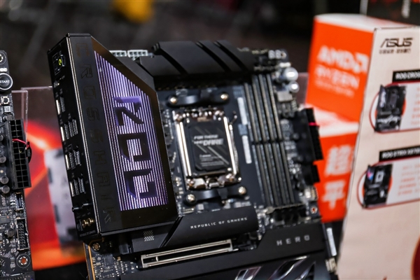 华硕AMD X870E主板首秀：双模混合超频 锐龙9000直达巅峰 X870E主板 锐龙9000 第4张