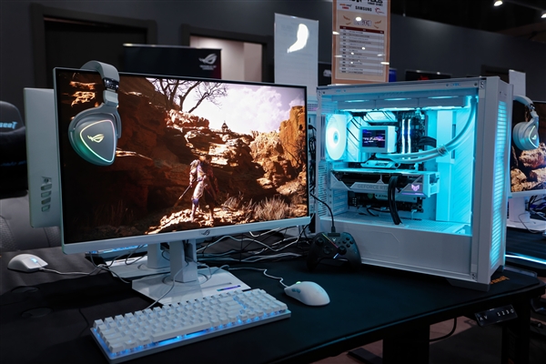 华硕AMD X870E主板首秀：双模混合超频 锐龙9000直达巅峰 X870E主板 锐龙9000 第8张