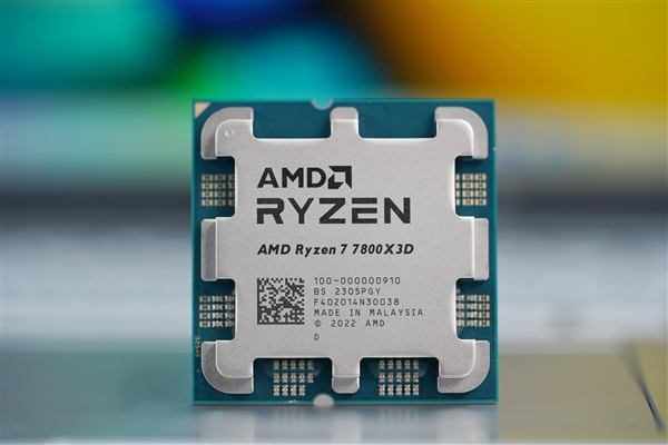 锐龙7 7800X3D居然也有假货！咋看很逼真 再看很离谱 7800X3D 第1张