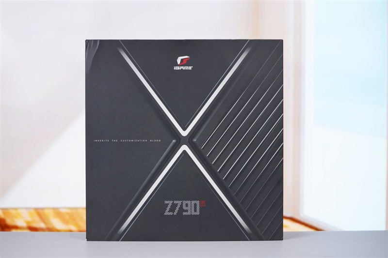 内地第一款对标三大旗舰的超频主板！七彩虹iGame Z790D5 VULCAN W白火神评测：外观性能都是满分 七彩虹iGame W白火神评测 第2张