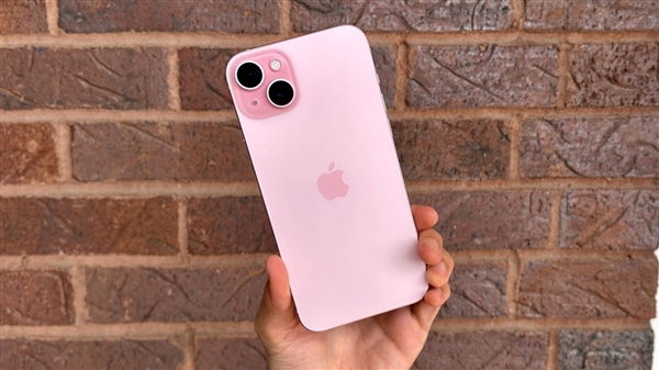 LCD iPhone成为历史！苹果将彻底抛弃：一个时代终结 iPhone 第1张