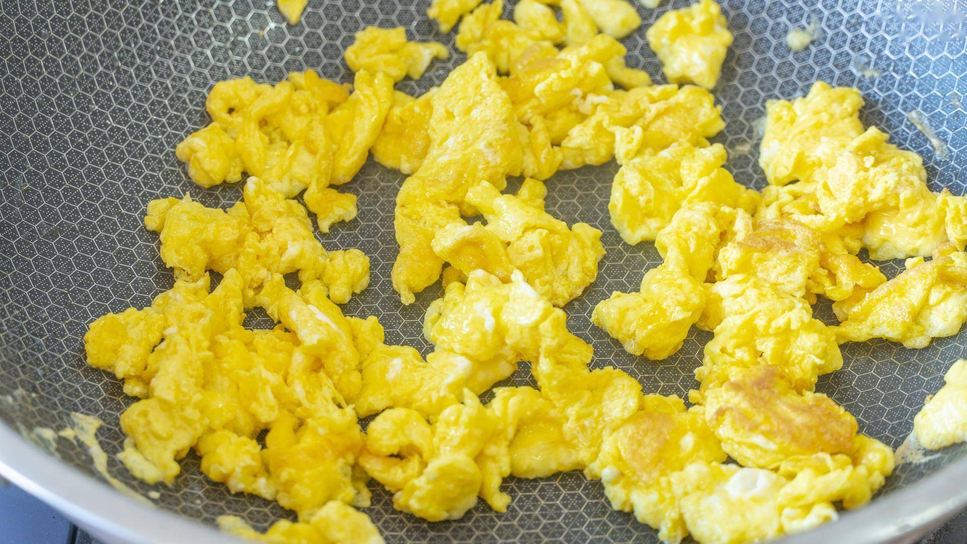 “秋补养肺，冬易病”！肺最喜欢的4种食物，每周吃2次，润燥养肺  第21张