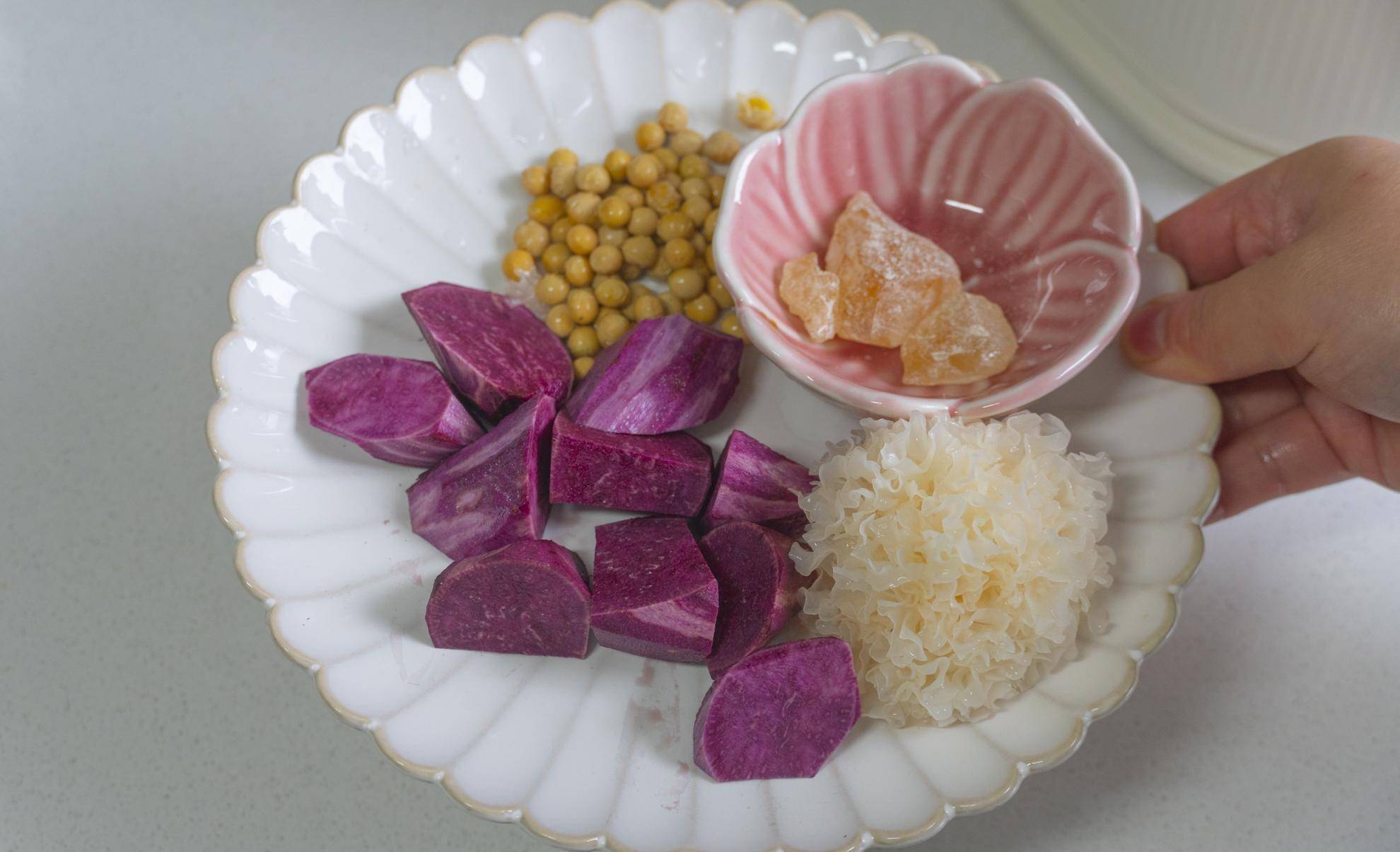 “秋补养肺，冬易病”！肺最喜欢的4种食物，每周吃2次，润燥养肺  第27张