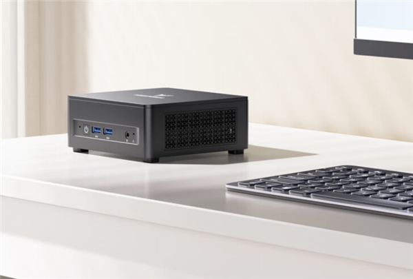1599元起 铭凡UM760 Slim迷你主机发布：锐龙5 7640HS处理器 Slim迷你主机 锐龙5 7640HS 第1张