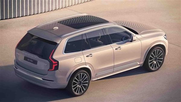 中期改款沃尔沃XC90官图发布：毫无新意 沃尔沃XC90 第4张