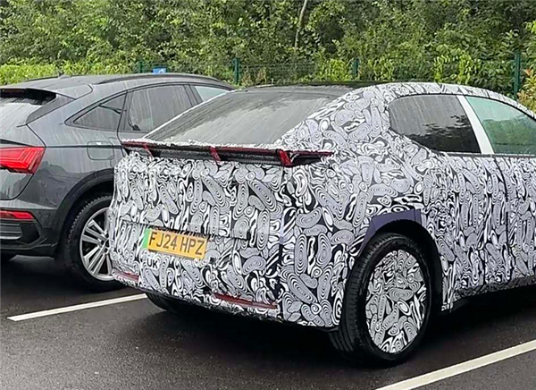 领克首款纯电SUV海外曝光！溜背造型 极氪X同级 领克纯电SUV 第2张