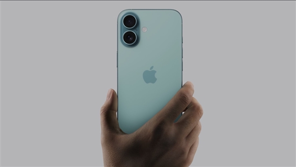 沈义人谈iPhone 16：标准版升级明显 最重要的AI无法使用有些尴尬 iPhone 16 第1张