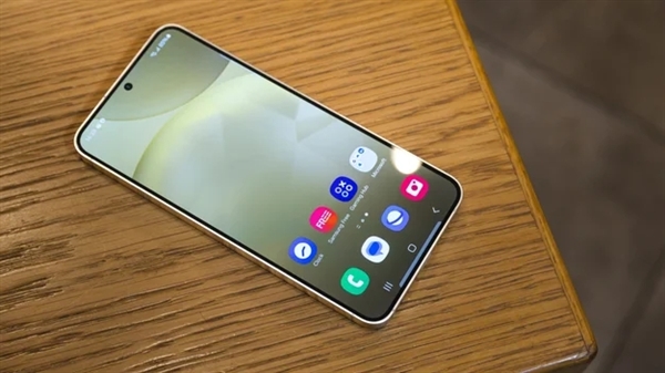 三星Galaxy S25渲染图出炉：史上最小的骁龙8 Gen4旗舰 S25 第1张