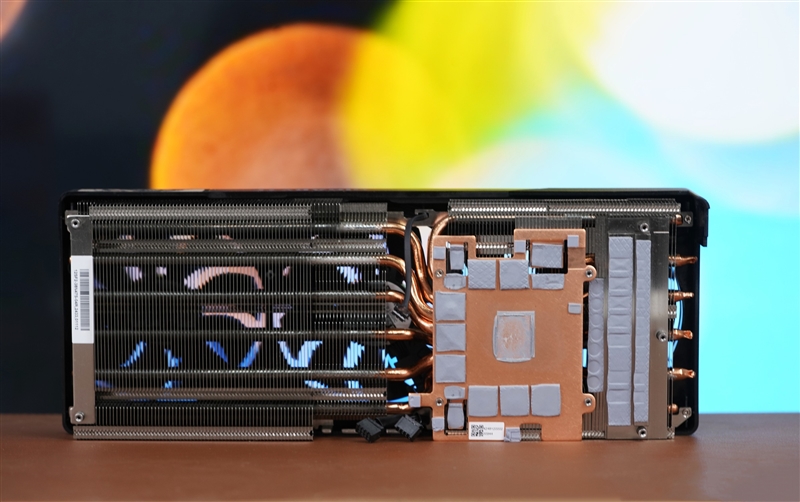 技嘉RTX 4070 SUPER WUKONG OC显卡评测：天命人最佳2K游戏搭档 温度仅61℃ OC显卡评测 第11张