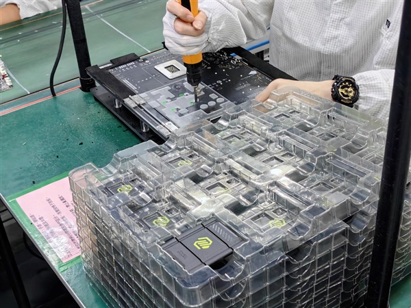 微星主板工厂行：除了生产线 我还看到了巨型仓库、尖端实验室 微星主板工厂 第16张