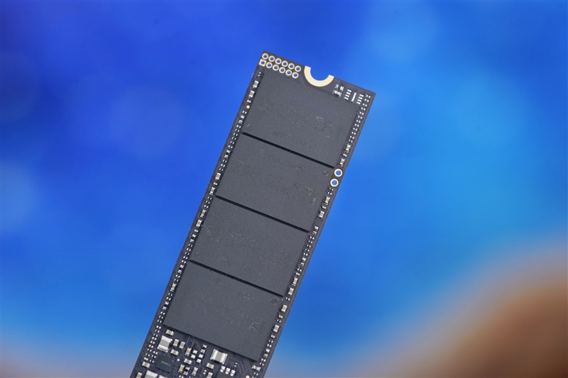 强强联手 天命之选！长江存储致态TiPlus7100 2TB SSD《黑神话：悟空》联名版评测 长江存储致态TiPlus7100 SSD评测 第5张