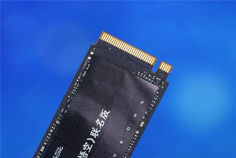 强强联手 天命之选！长江存储致态TiPlus7100 2TB SSD《黑神话：悟空》联名版评测 长江存储致态TiPlus7100 SSD评测 第14张