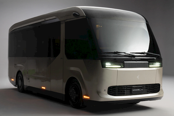 车长6.99米、续航275公里：富士康中型电动巴士Model U发布 富士康中型电动巴士Model U 第1张