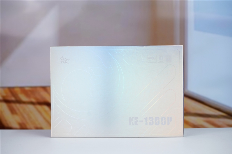 鑫谷电源翻身之作！昆仑九重KE-1300P评测：噪音极低 12V输出电压稳得没治了 鑫谷电源 昆仑九重KE-1300P评测 第2张