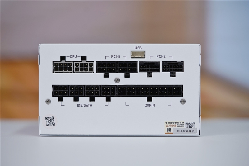 鑫谷电源翻身之作！昆仑九重KE-1300P评测：噪音极低 12V输出电压稳得没治了 鑫谷电源 昆仑九重KE-1300P评测 第6张
