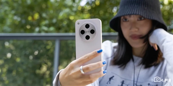 轻薄直屏OPPO Find X8上手测评 OPPO X8测评 第2张