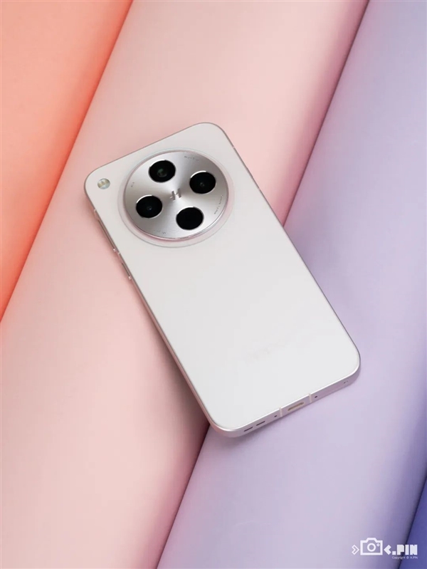 轻薄直屏OPPO Find X8上手测评 OPPO X8测评 第9张