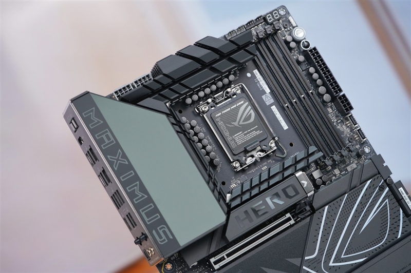 5K价位Ultra 9 285K最佳座驾！ROG MAXIMUS Z890 HERO评测 ROG 第40张