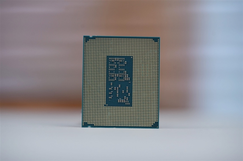 功耗比锐龙7还低！Intel酷睿Ultra 9 285K/5 245K首发评测：游戏性能一言难尽 Intel酷睿Ultra 245K评测 第14张