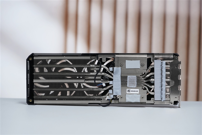超频能力媲美顶级非公！索泰RTX 5070 SOLID OC评测 索泰RTX 第8张