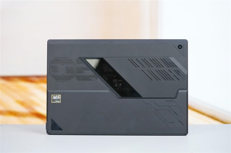 独家搭载锐龙AI Max + 395的ROG幻X 2025笔记本评测：核显首超RTX 4060！ 锐龙AI 395 ROG幻X 2025笔记本评测 第5张