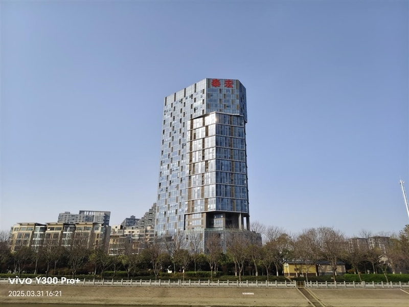 史上最大容量蓝海电池加持 vivo Y300 Pro+评测：一部能用20小时的国民手机 Pro+评测 第30张