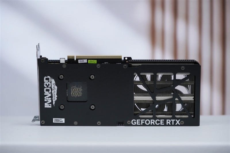 映众RTX 5060 Ti曜夜16GB显卡评测：小巧简约 DLSS 4表现亮眼 Ti曜夜16GB显卡评测 4 第7张