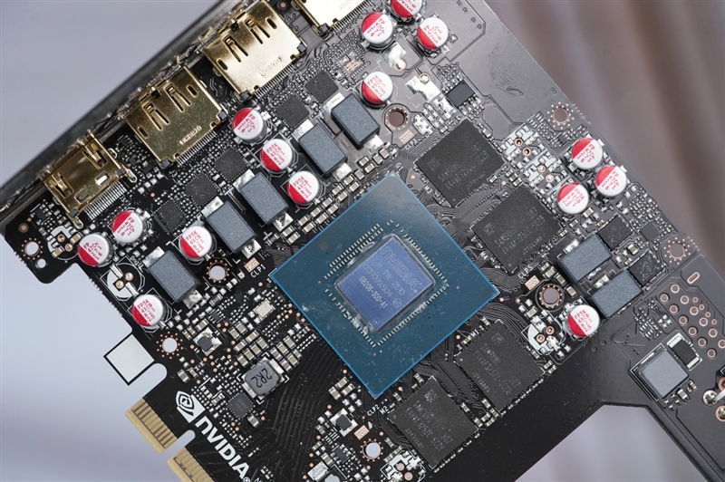 映众RTX 5060 Ti曜夜16GB显卡评测：小巧简约 DLSS 4表现亮眼 Ti曜夜16GB显卡评测 4 第15张