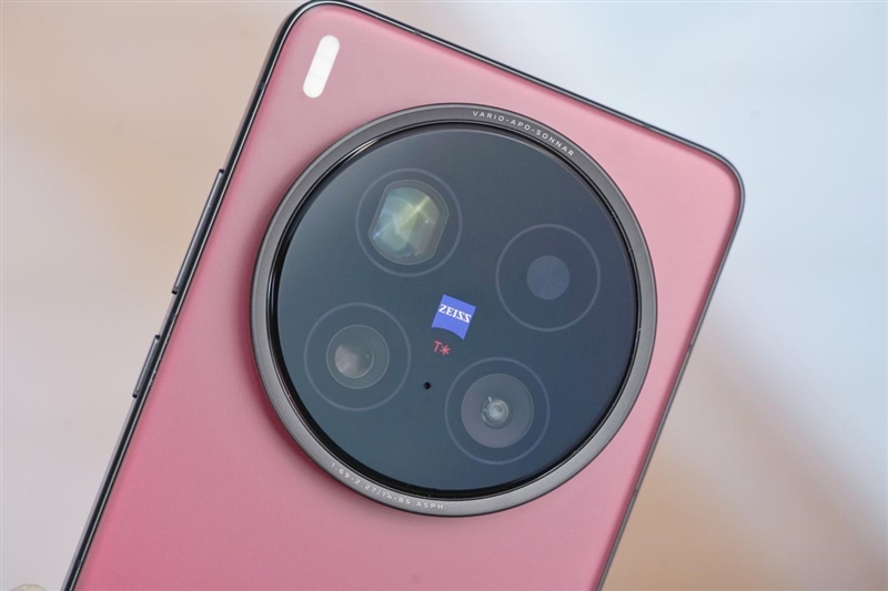 年度封神之作！vivo X200 Ultra全面评测：自带外挂的全能V单 vivo Ultra全面评测 第7张
