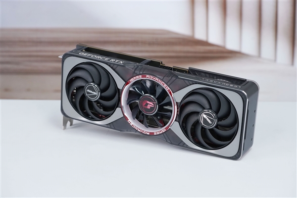 快科技5月20日消息,七彩虹正式推出了iGame RTX 5060 Adavanced OC显卡。 七彩虹iGame OC 第4张 快科技5月20日消息,七彩虹正式推出了iGame RTX 5060 Adavanced OC显卡。 七彩虹iGame OC 第4张