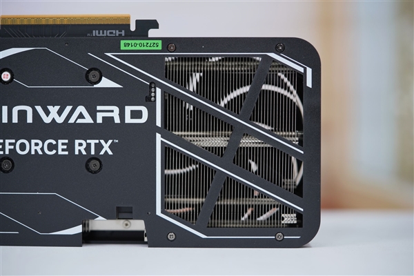 特大双风扇!耕升RTX 5060暴风OC显卡图赏 耕升RTX 5060暴风OC显卡 第13张 特大双风扇!耕升RTX 5060暴风OC显卡图赏 耕升RTX 5060暴风OC显卡 第13张