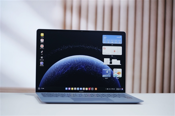 970克极致轻巧！华为MateBook Pro首款鸿蒙PC图赏 华为MateBook Pro 鸿蒙PC 第4张