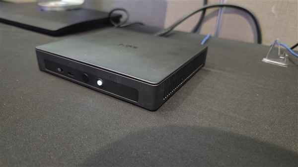 Intel下代处理器Panther Lake首次公开运行:明年大规模上市 Intel处理器Panther Lake 第11张 Intel下代处理器Panther Lake首次公开运行:明年大规模上市 Intel处理器Panther Lake 第11张
