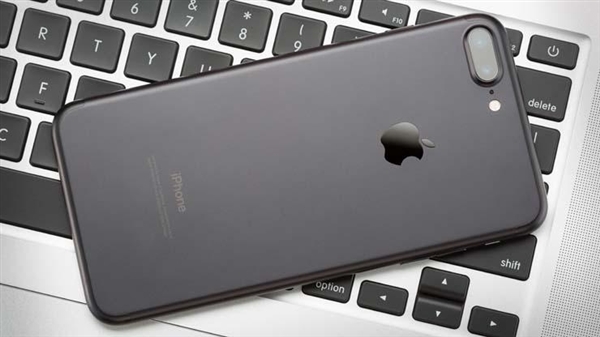 苹果首款双摄手机落幕!iPhone 7 Plus、iPhone 8被列入过时产品 苹果双摄手机 第3张 苹果首款双摄手机落幕!iPhone 7 Plus、iPhone 8被列入过时产品 苹果双摄手机 第3张