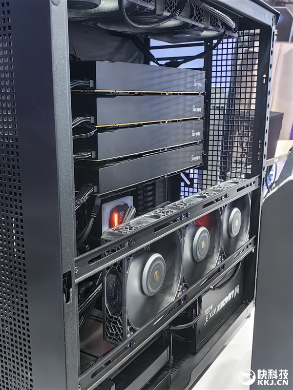四卡八芯192GB显存!铭瑄秀Intel锐炫Pro B60显卡工作站 Intel锐炫Pro B60显卡 第9张 四卡八芯192GB显存!铭瑄秀Intel锐炫Pro B60显卡工作站 Intel锐炫Pro B60显卡 第9张