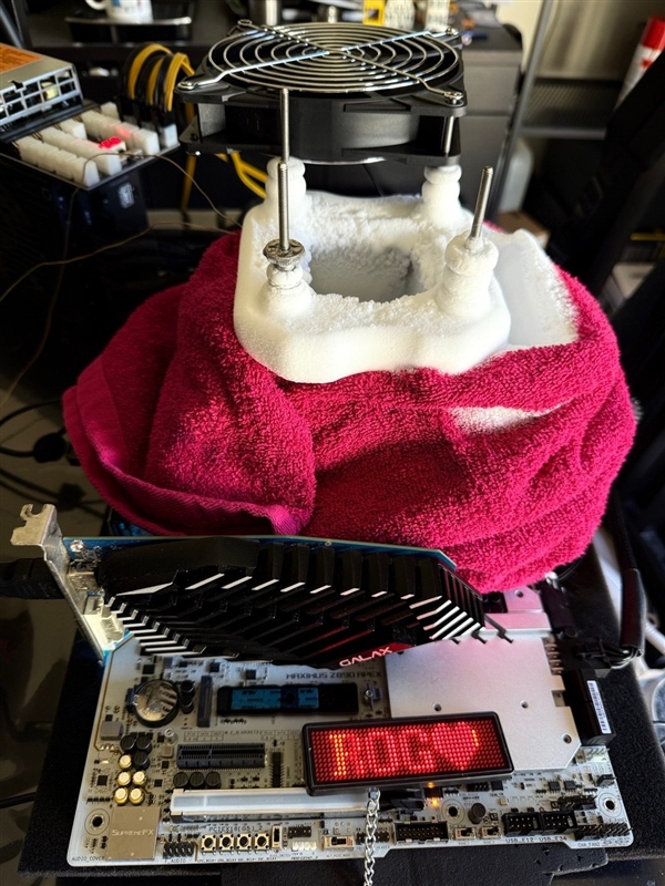 惊人的DDR5-12872!芝奇内存创下全新超频世界纪录 DDR5-12872 第2张 惊人的DDR5-12872!芝奇内存创下全新超频世界纪录 DDR5-12872 第2张