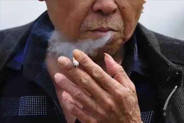 医生坦言:男性若戒掉吸烟,用不了半年时间,身体或有这4个变化 戒烟 第6张 医生坦言:男性若戒掉吸烟,用不了半年时间,身体或有这4个变化 戒烟 第6张