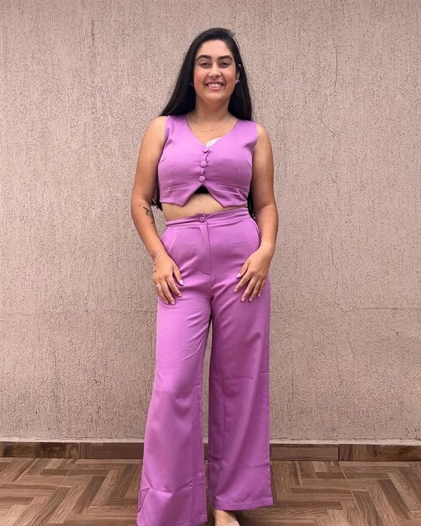 巴西女子患“巨乳症”失控!短短几月长O杯 出行得坐轮椅 巨乳症 第5张 巴西女子患“巨乳症”失控!短短几月长O杯 出行得坐轮椅 巨乳症 第5张